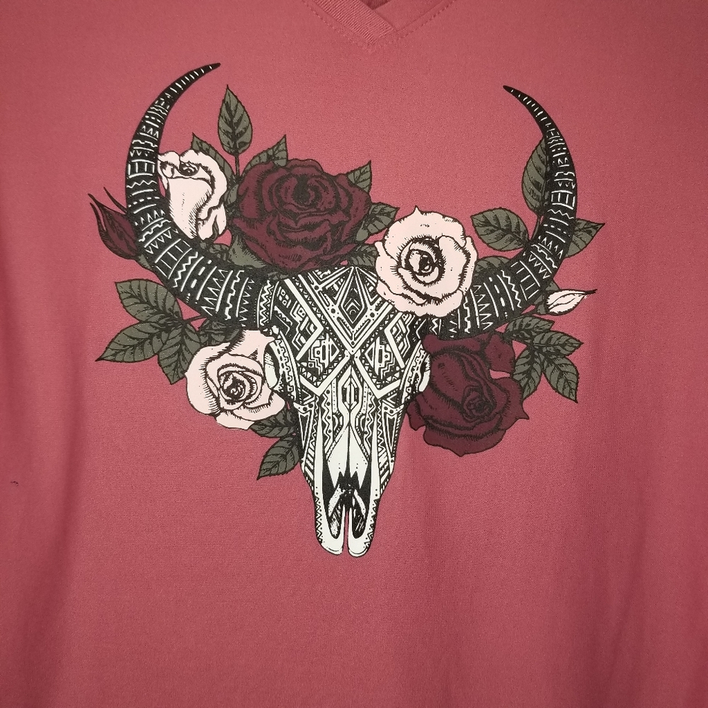 Skull and Rose's Tee - Picture 3 of 4